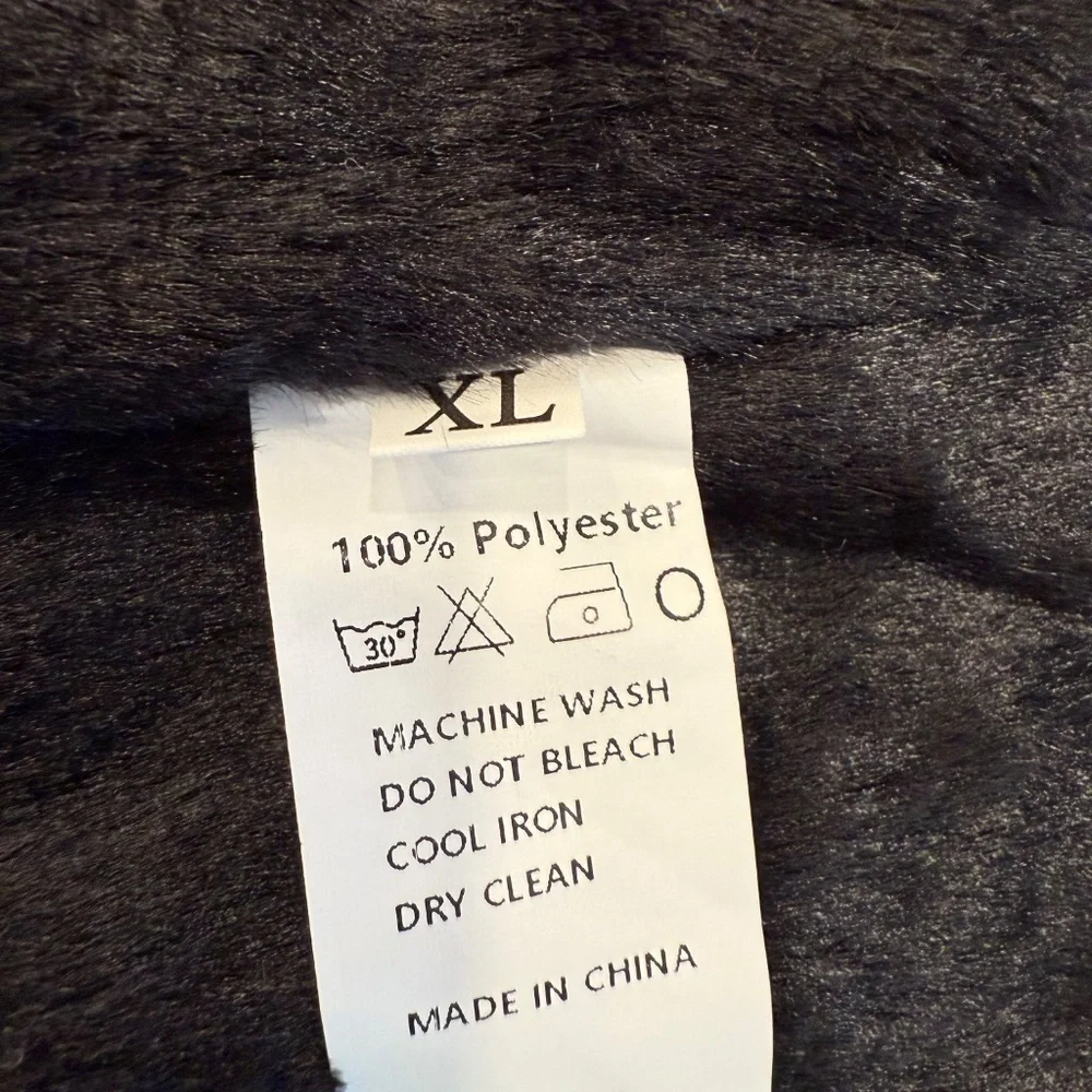 Women’s Hooded Mid-Length Jacket size XL